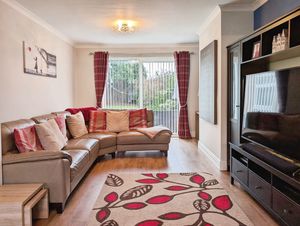 Photo 25- click for photo gallery